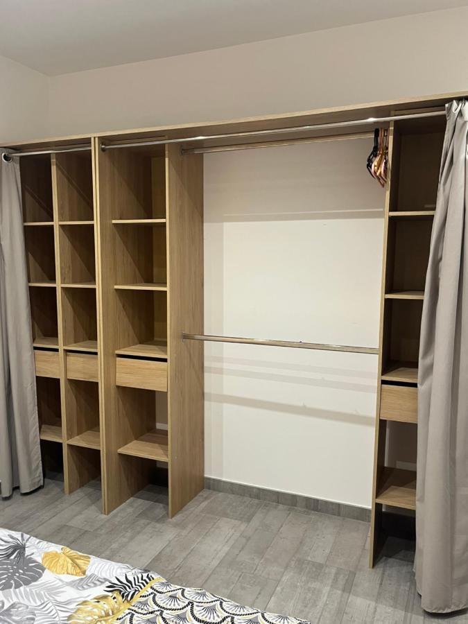 Logement Prive A Proximite Du Mont Ventoux カルパントラ エクステリア 写真